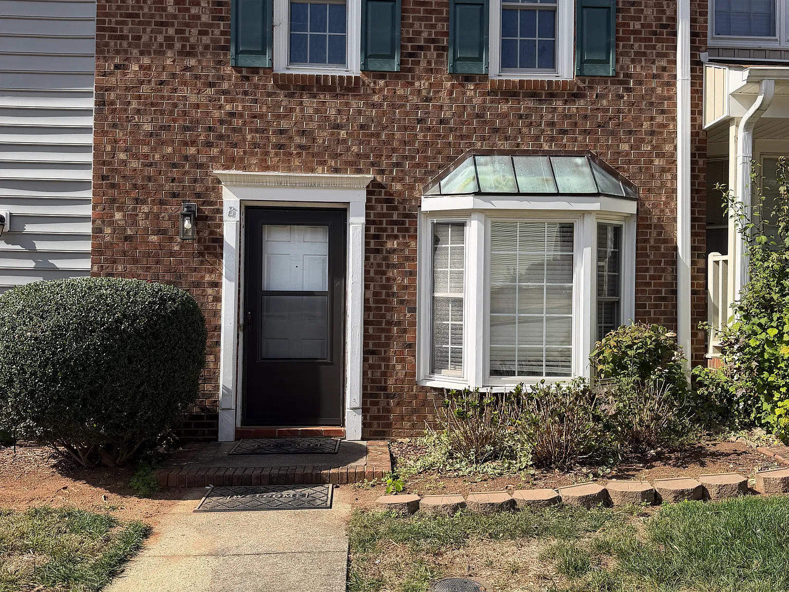 907 Shelby Dr — Photo 1