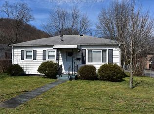 609 47th St SE, Charleston, WV 25304