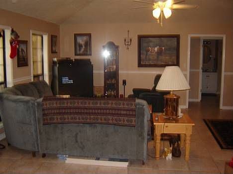1st image of 947 Red Deer Ct
