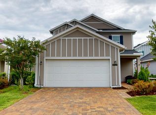 2768 Pointed Leaf Rd, Green Cove Springs, FL 32043