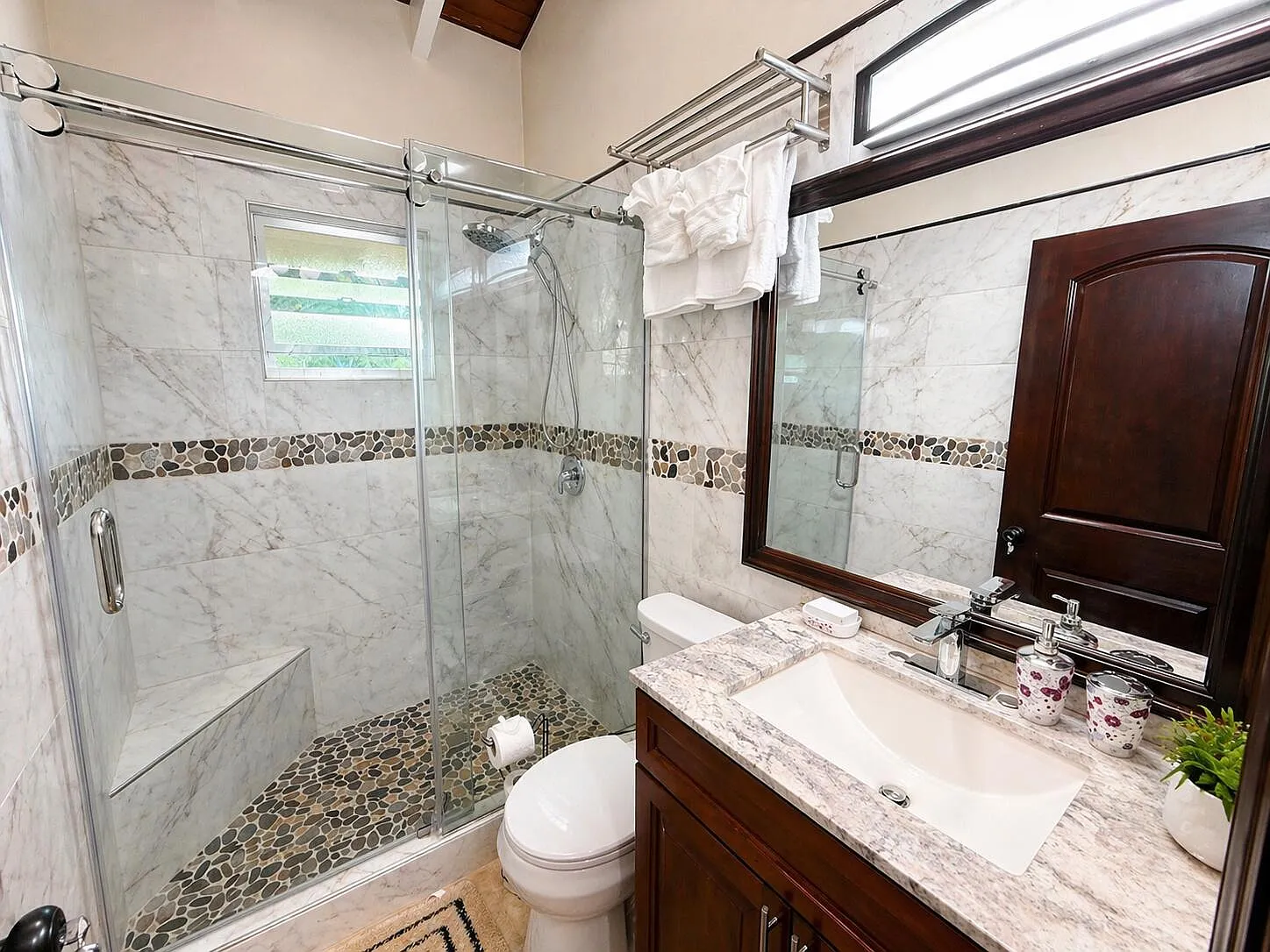 2 bed, $3,000 — Photo 4