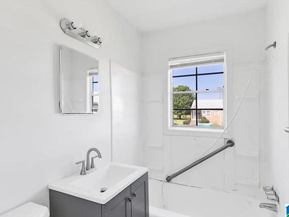 5th image of 3005 Avenue J