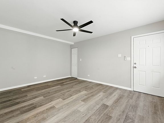 2nd image of 1844 S Fairfield Ave APT 1E