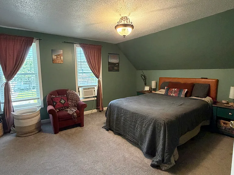 Bedroom #1