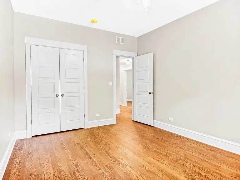 4701-05 N Talman Ave #13 — Photo 6