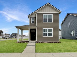 1525 Ashgrove Pl, Lebanon, TN 37087