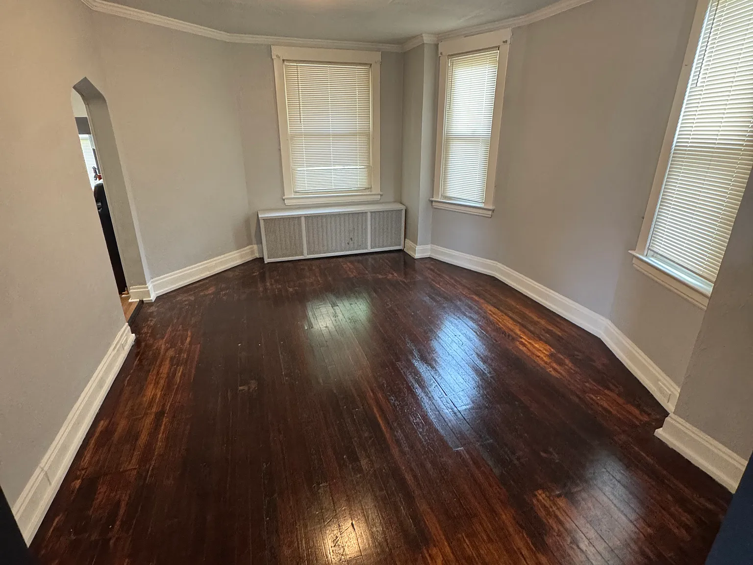 5 bed, 1.5 bath, 1457 sqft, $1,500 — Photo 3