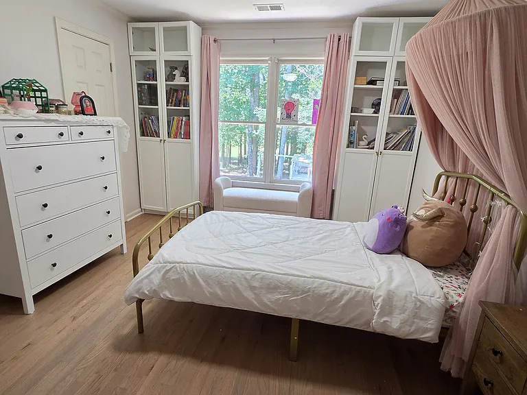 1210 Beacon Hill Xing — Photo 32