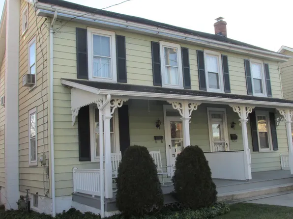 48 Broad St, Christiana, PA 17509