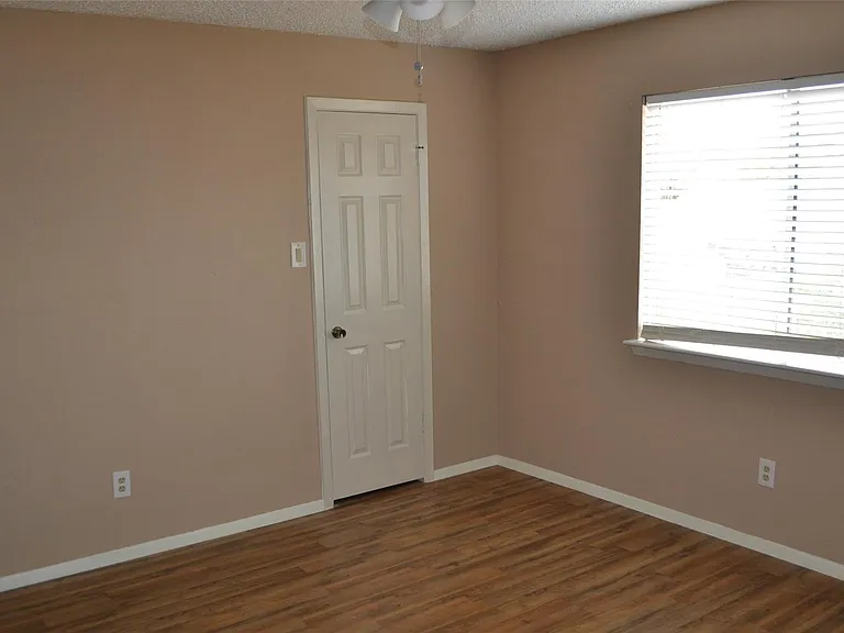 4203 Field Meadow Dr — Photo 23