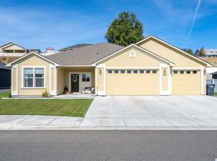 4805 Bermuda Dunes Dr, Pasco, WA