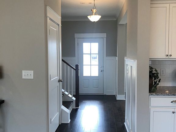 5th image of 5638 Shelton Blvd #60