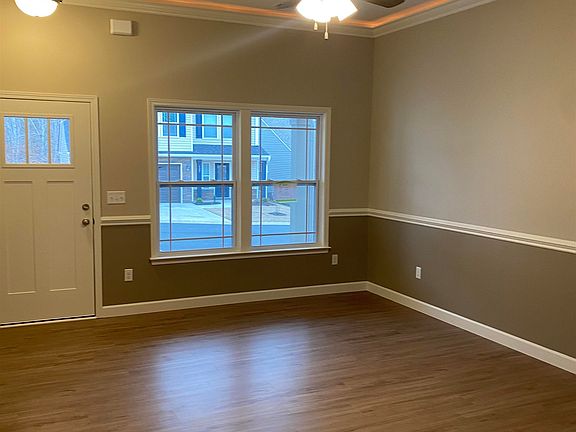 4th image of 522 Timberwood Dr