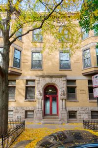 616 W Barry Ave APT 1, Chicago, IL, 60657