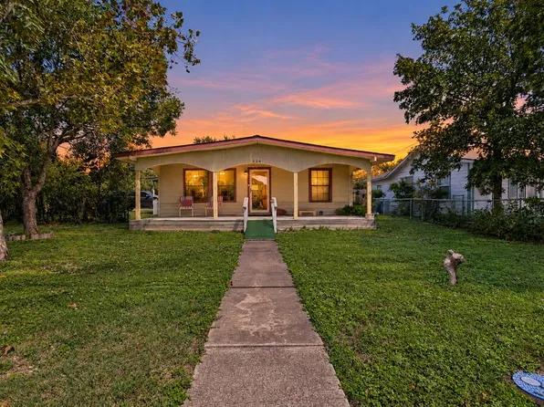 526 Guadalupe St, Kerrville, TX 78028