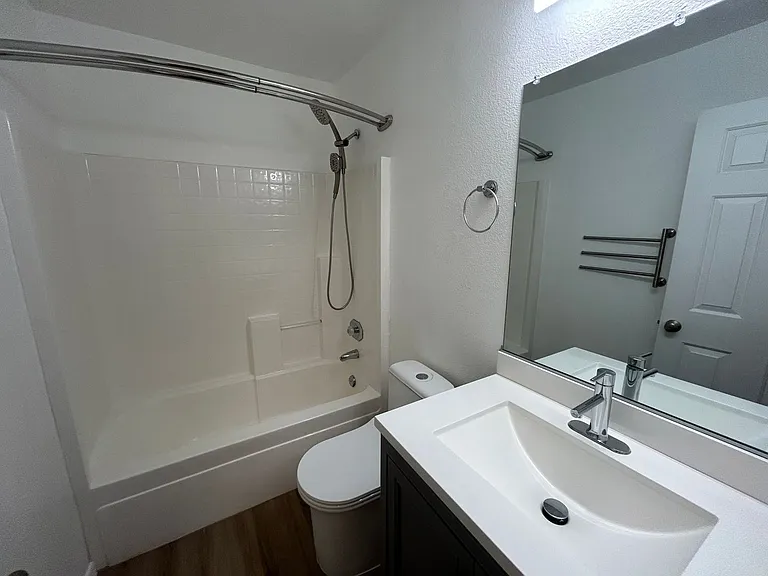 3126 W Zachary Dr — Photo 15