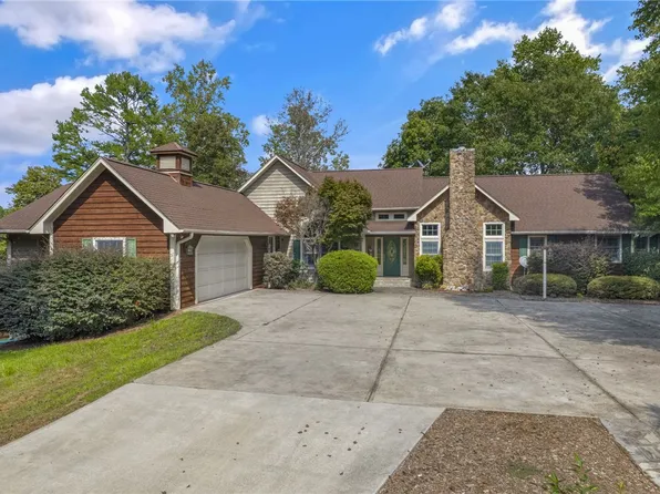 295 Jefferson Rd, West Union, SC 29696