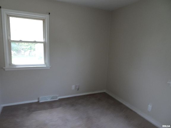5th image of 1617 W 43rd St