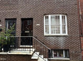 2316 S Chadwick St, Philadelphia, PA 19145