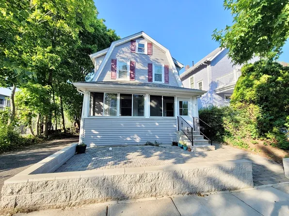 8 Bexley Rd, Roslindale, MA 02131