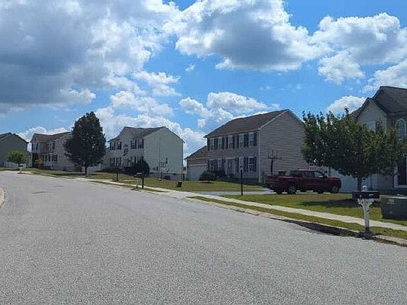 4th image of 107 Joshua Dr