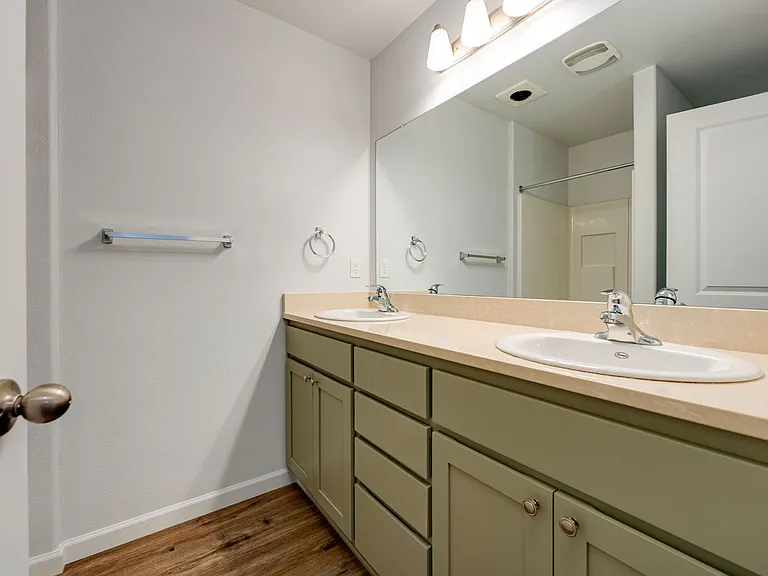 935 Arthur Ave — Photo 15