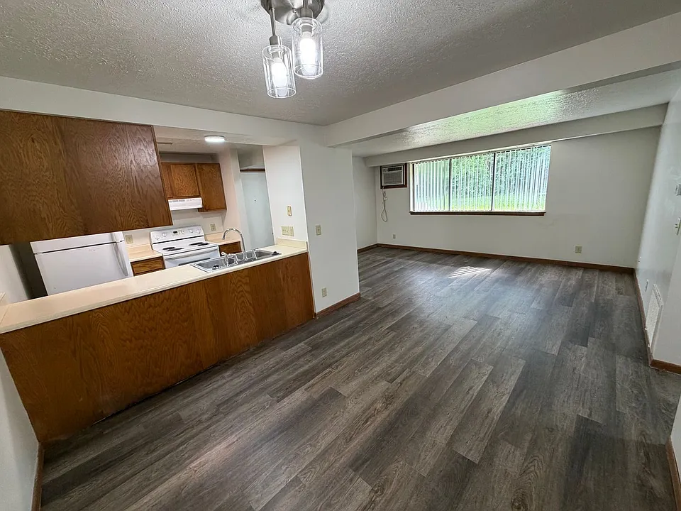 2207 Spansail Dr #4