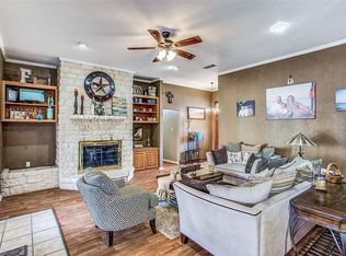 9225 Myrtlewood, Grandview, TX 76050