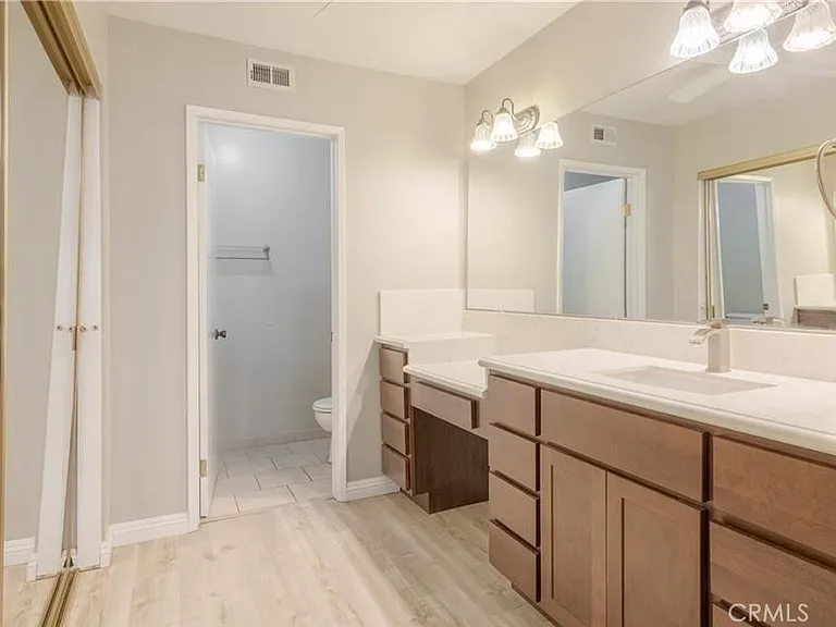 6 Lincoln Ct — Photo 8