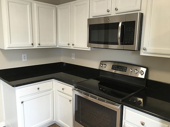 2nd image of 1470 Hickory Creek Ln