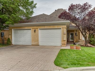 12 E La Montagne Ln, Sandy, UT, 84092