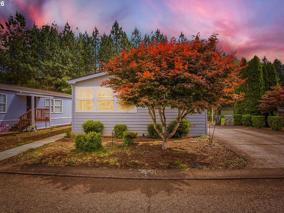 1st image of 10400 SE Cook Ct Unit 131