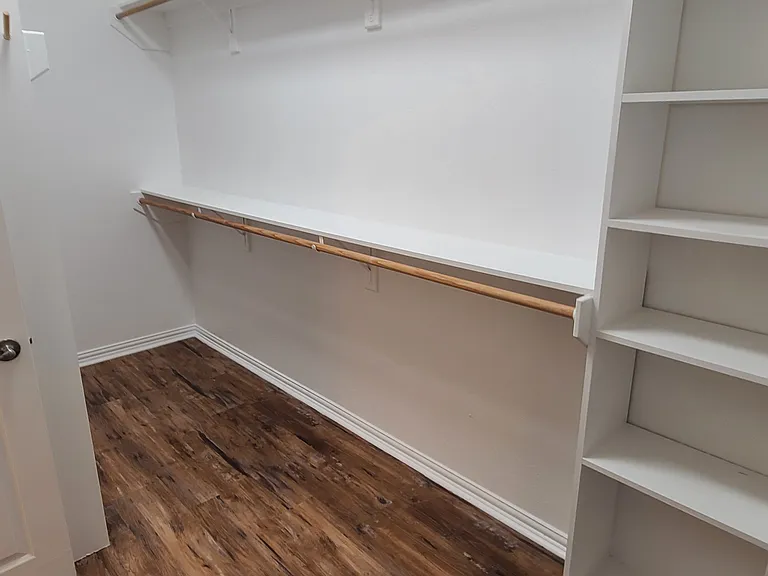 505 Jessie St — Photo 18