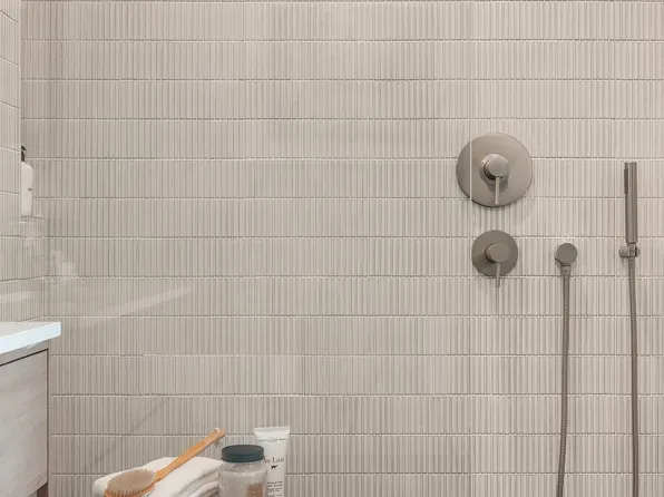 880 Atlantic Avenue image 11 of 39