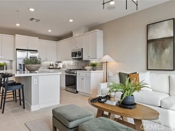 322 Fawn St, Rancho Mission Viejo, CA 92694