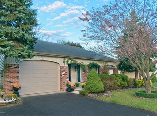 84 Red Hill Rd, Manchester Township, NJ 08759