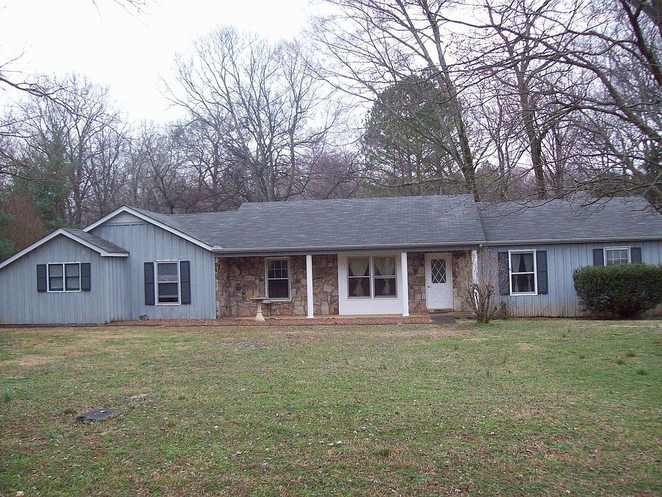 1st image of 90 Lake Ln
