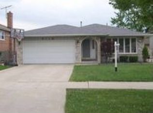 8118 Mayfield Ave, Burbank, IL