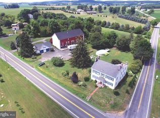 10543 Schantz Rd, Breinigsville, PA 18031