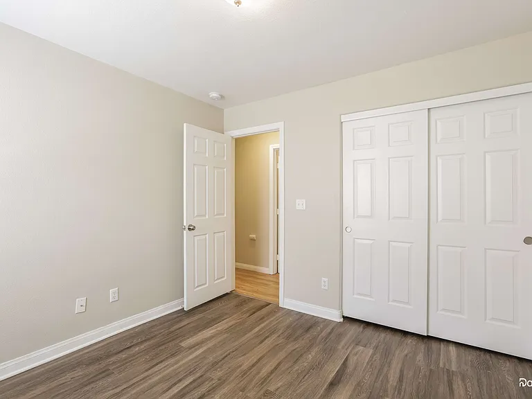 8564 Blowing Pines Dr — Photo 13