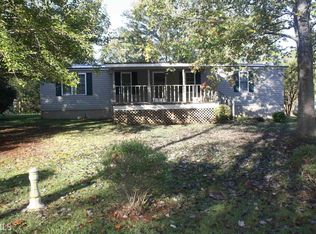 351 Hillside Rd, Toccoa, GA 30577