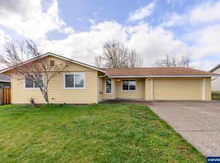 137 SW Poplar Ct, McMinnville, OR