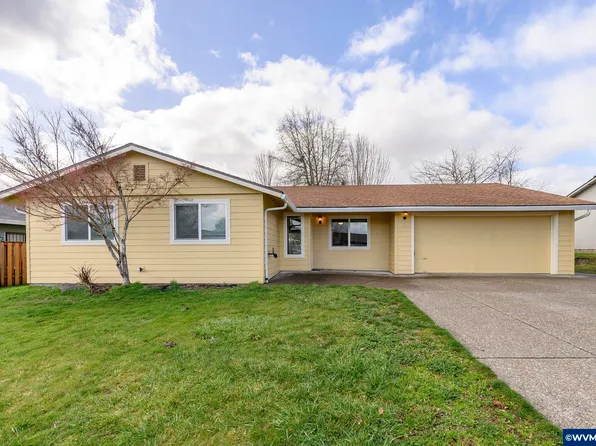 137 SW Poplar Ct, McMinnville, OR 97128