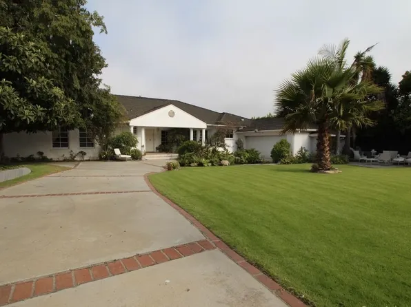 13716 W Sunset Blvd, Pacific Palisades, CA 90272