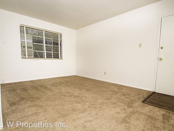 5th image of 1750 Clifton Ave
