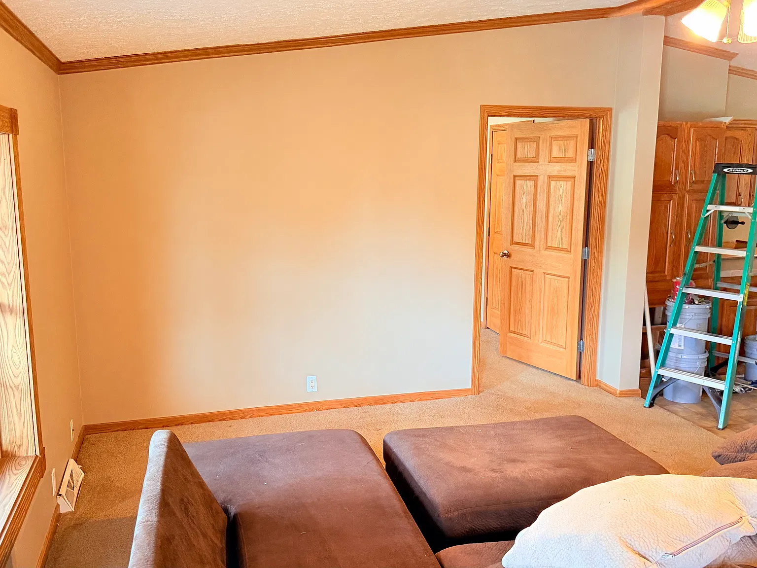 3 bed, 1352 sqft, $1,325 — Photo 2
