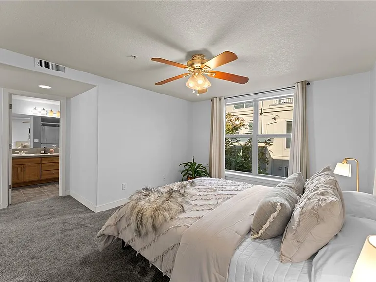 6273 NE Carillion Dr #103 — Photo 11