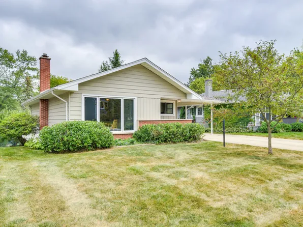 419 Dawn Ave, Glen Ellyn, IL 60137