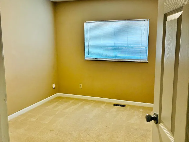 7710 Woody Creek Dr — Photo 20