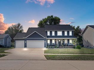 7305 W Park Rd NE, Cedar Rapids, IA 52402